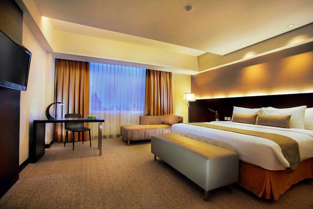ASTON Makassar Hotel&Convention Center Macáçar Exterior foto
